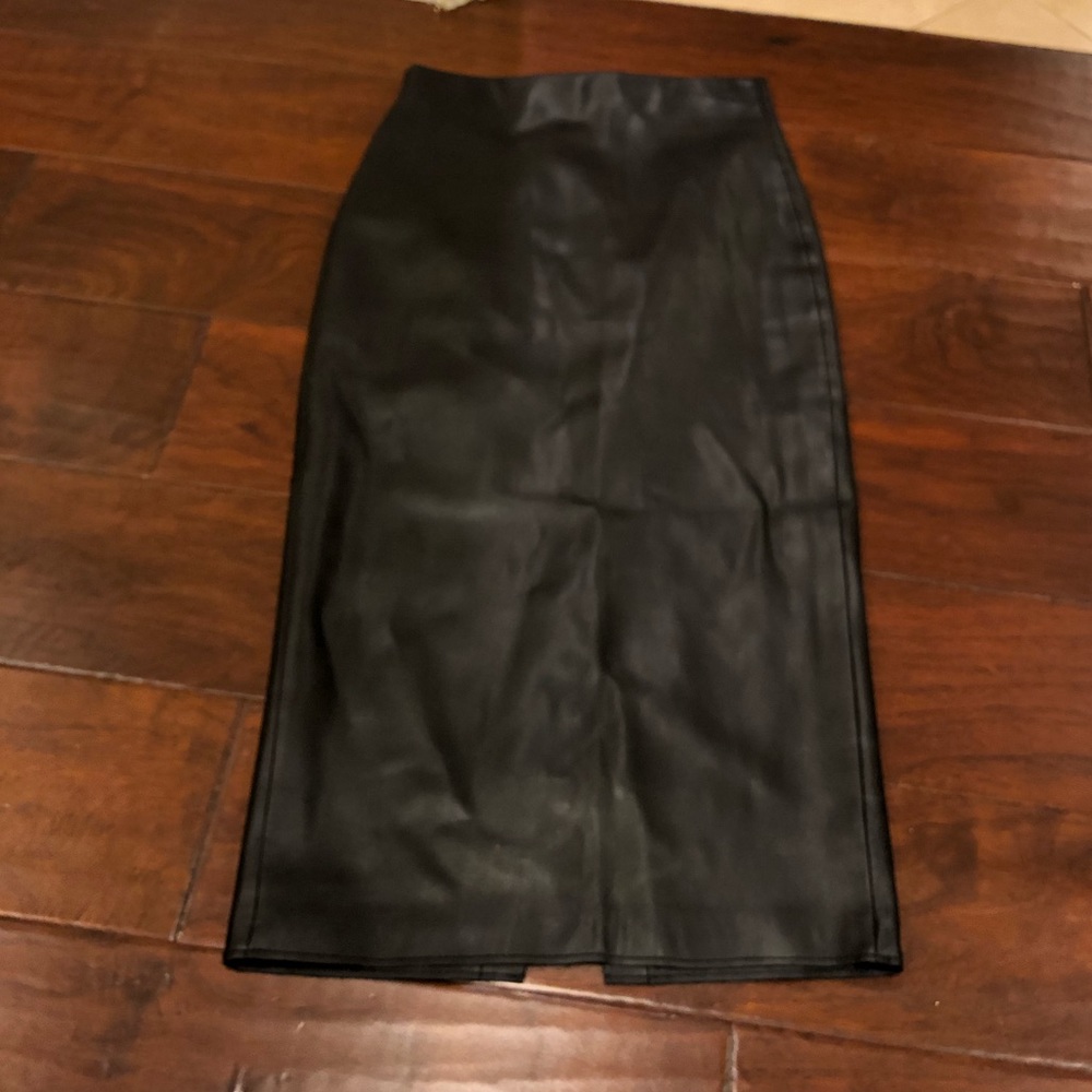 NWOT Zara leather pencil skirt